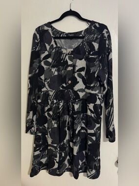 Papillon Black & Gray Knit Abstract Floral Soft Dress size XL